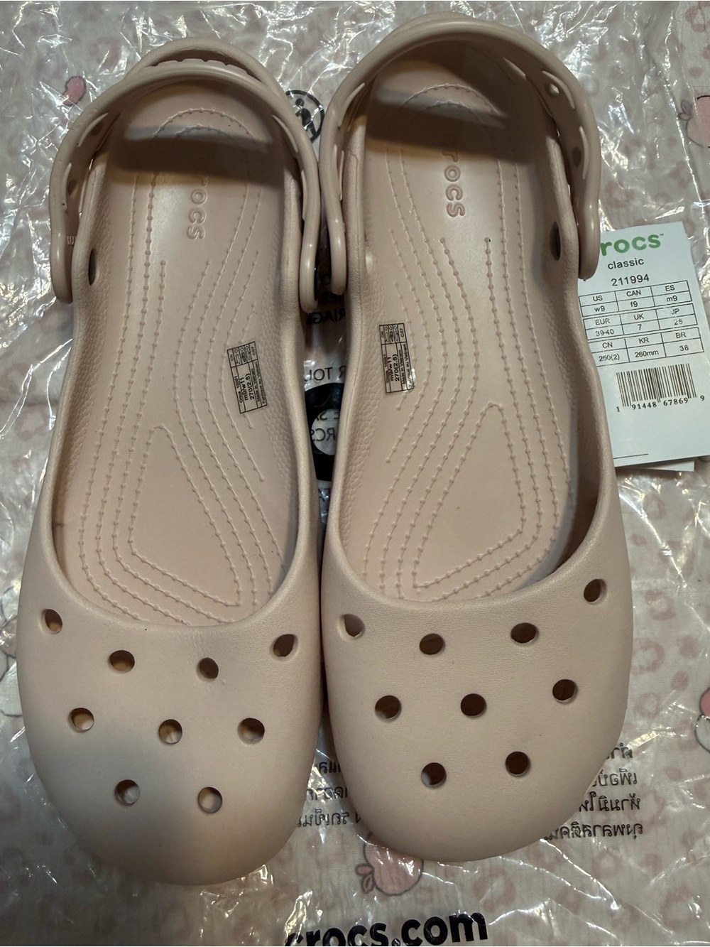🆕 NWT CROCS Women’s Classic Ballet Crocs in Blush Pink
